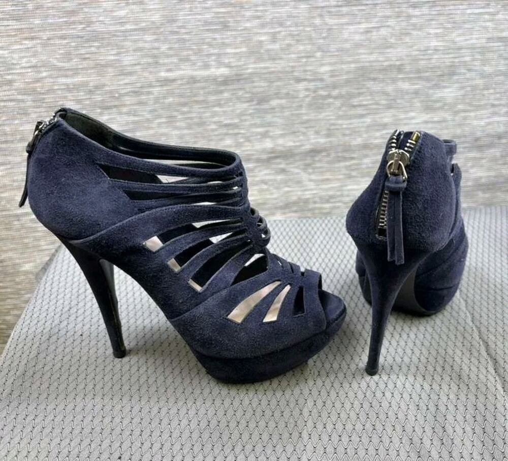 MIU MIU Gladiator Suede Sandals Women's Size EU 36 US 6 Purple Back Zip Closure